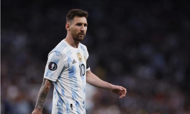 从Mag 7股价狂飙到巴菲特“最后一舞”建仓谷歌 华尔街巨头们坚定押注AI大浪潮